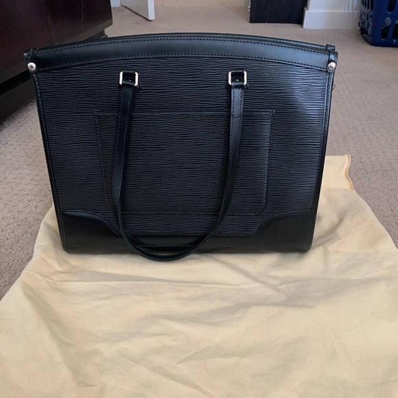 Authentic louis Vuitton black handbag - Picture 2 of 9